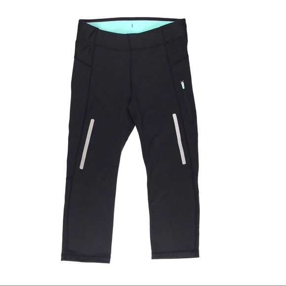 H&M Pants - H&M black workout yoga capri leggings pants S